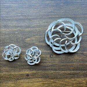 Vintage Sarah Coventry Tailored Swirl Brooch and clip on earrings set